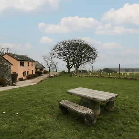 بيت للعطل Little Winder